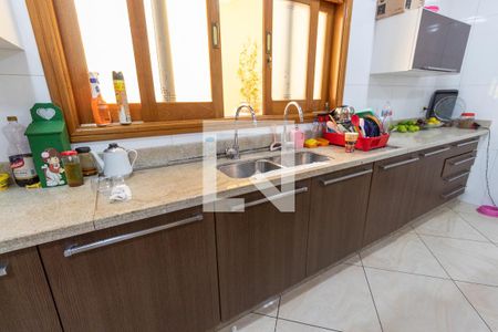 Casa à venda com 300m², 4 quartos e 3 vagasCozinha