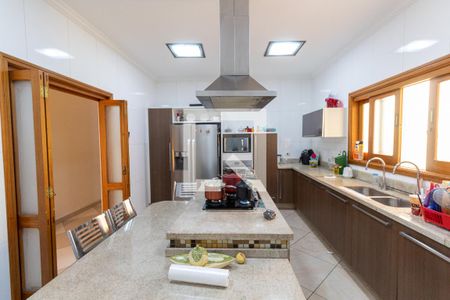 Casa à venda com 300m², 4 quartos e 3 vagasCozinha