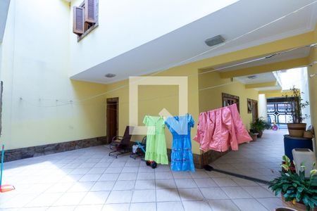 Casa à venda com 300m², 4 quartos e 3 vagasQuintal