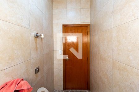 Casa à venda com 300m², 4 quartos e 3 vagasBanheiro 2