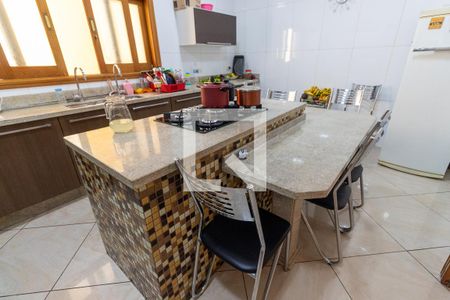 Casa à venda com 300m², 4 quartos e 3 vagasCozinha