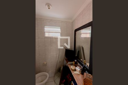 Casa à venda com 160m², 2 quartos e 1 vagaBanheiro