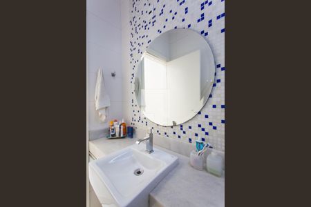 Casa para alugar com 280m², 3 quartos e 2 vagasBanheiro Social