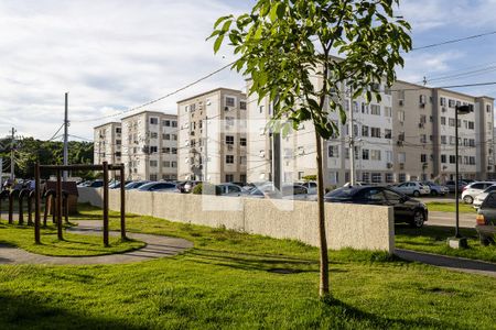 Vista da Sala de apartamento para alugar com 2 quartos, 44m² em Guaratiba, Rio de Janeiro