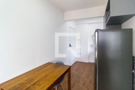 Cozinha de kitnet/studio para alugar com 1 quarto, 28m² em Paraíso, São Paulo