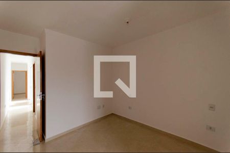 Casa à venda com 100m², 3 quartos e 2 vagasSuíte