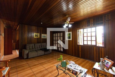 Casa à venda com 90m², 4 quartos e 2 vagas