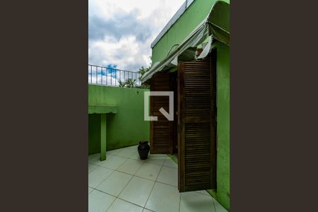 Casa à venda com 90m², 4 quartos e 2 vagas