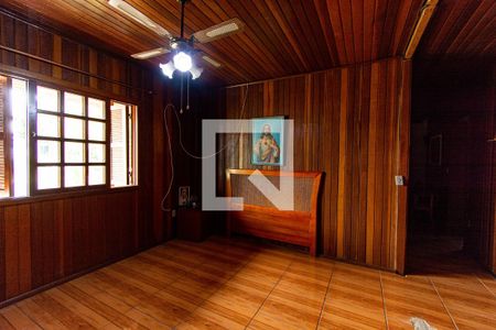 Casa à venda com 90m², 4 quartos e 2 vagas