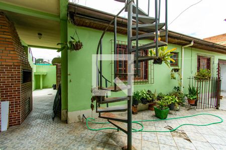 Casa à venda com 90m², 4 quartos e 2 vagas