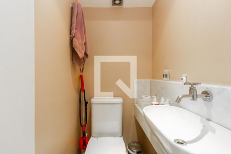 Lavabo de apartamento para alugar com 1 quarto, 50m² em Vila Olímpia, São Paulo