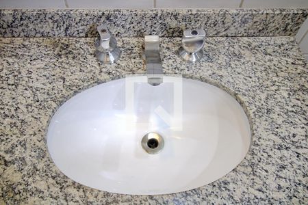 Apartamento para alugar com 110m², 2 quartos e 2 vagas Apartamento para alugar com 110m², 2 quartos e 2 vagasBanheiro da Suíte