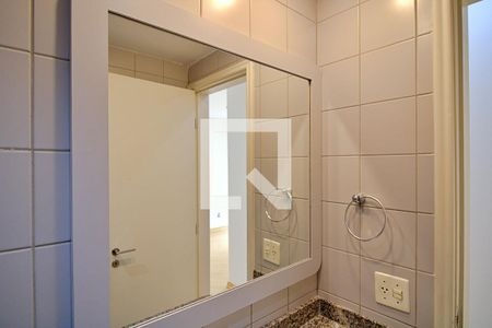 Apartamento para alugar com 110m², 2 quartos e 2 vagas Apartamento para alugar com 110m², 2 quartos e 2 vagasBanheiro