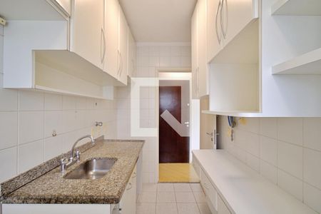 Apartamento para alugar com 110m², 2 quartos e 2 vagas Apartamento para alugar com 110m², 2 quartos e 2 vagasCozinha