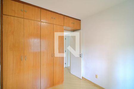Apartamento para alugar com 110m², 2 quartos e 2 vagas Apartamento para alugar com 110m², 2 quartos e 2 vagasQuarto 2