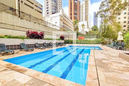 Apartamento para alugar com 110m², 2 quartos e 2 vagas Apartamento para alugar com 110m², 2 quartos e 2 vagasÁrea comum - Piscina