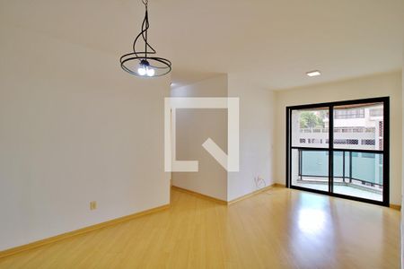 Apartamento para alugar com 110m², 2 quartos e 2 vagas Apartamento para alugar com 110m², 2 quartos e 2 vagasSala