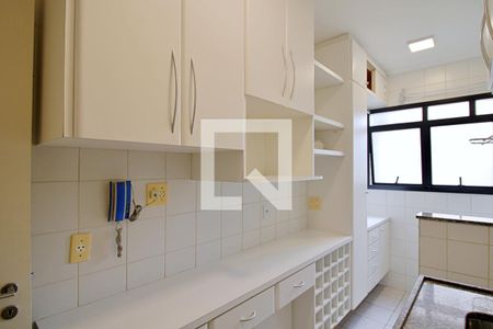 Apartamento para alugar com 110m², 2 quartos e 2 vagas Apartamento para alugar com 110m², 2 quartos e 2 vagasCozinha