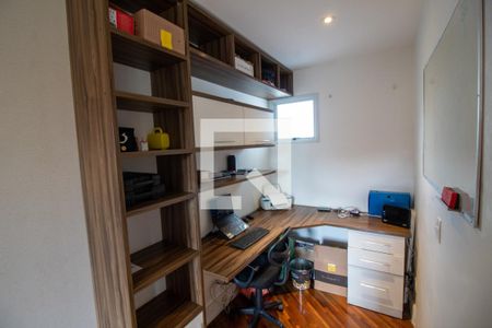 Apartamento à venda com 121m², 3 quartos e 2 vagasEscritório