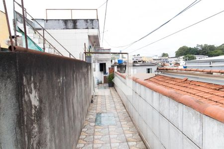 Casa à venda com 125m², 1 quarto e 2 vagas Casa à venda com 125m², 1 quarto e 2 vagasQuintal