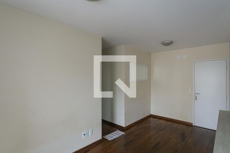 Sala de apartamento para alugar com 1 quarto, 38m² em Super Quadra Morumbi, São Paulo