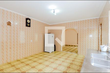 Casa à venda com 550m², 8 quartos e 8 vagasCozinha