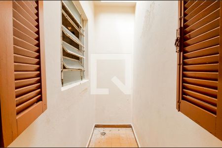 Casa à venda com 550m², 8 quartos e 8 vagasVista do Quarto 2