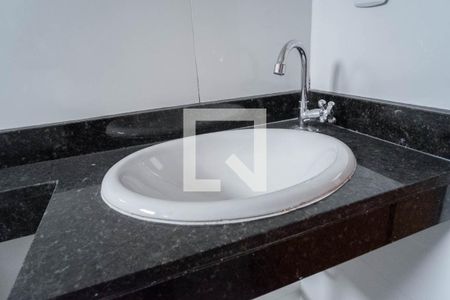 Apartamento à venda com 44m², 2 quartos e sem vagaBanheiro