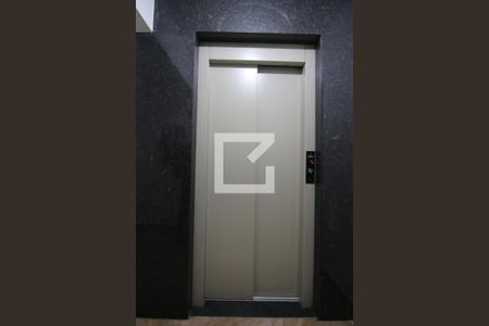 Apartamento à venda com 44m², 2 quartos e sem vagaElevador