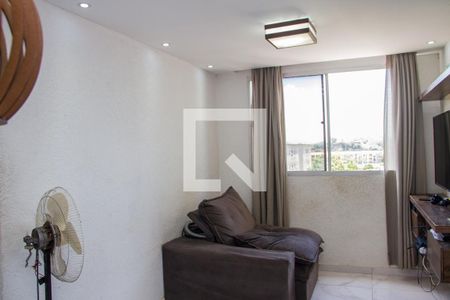 Sala de apartamento à venda com 2 quartos, 44m² em Água Santa, Rio de Janeiro