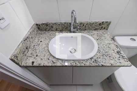 Apartamento à venda com 43m², 2 quartos e sem vaga Apartamento à venda com 43m², 2 quartos e sem vagaBanheiro