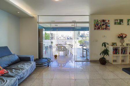 Apartamento à venda com 265m², 4 quartos e 4 vagasCobertura - Sala