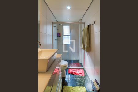 Apartamento à venda com 265m², 4 quartos e 4 vagasBanheiro do Corredor