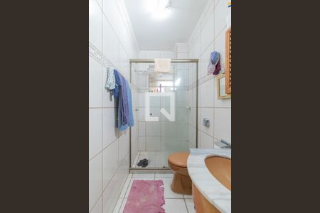 Banheiro de apartamento à venda com 1 quarto, 56m² em Camaquã, Porto Alegre