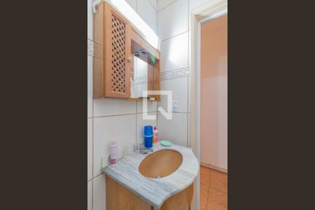 Banheiro de apartamento à venda com 1 quarto, 56m² em Camaquã, Porto Alegre