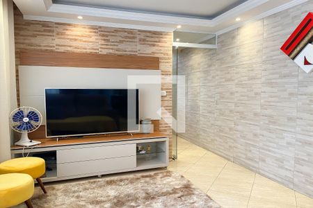 Sala de TV de casa à venda com 3 quartos, 195m² em Mutinga, Osasco