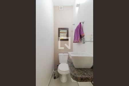 Lavabo de casa para alugar com 3 quartos, 201m² em Espírito Santo, Porto Alegre
