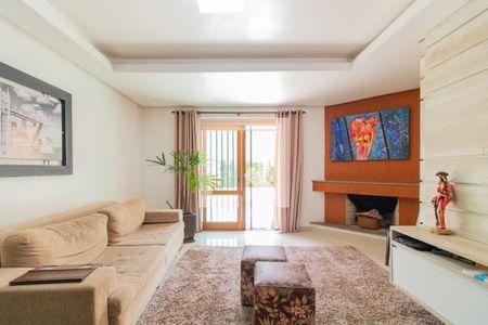 Sala de casa para alugar com 3 quartos, 201m² em Espírito Santo, Porto Alegre
