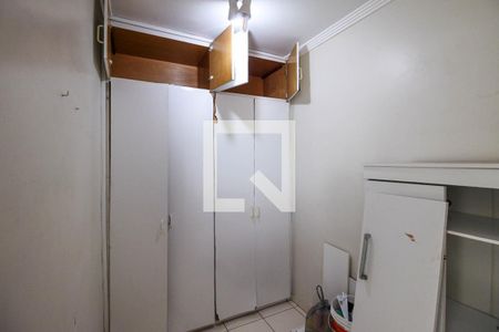 Apartamento à venda com 67m², 2 quartos e 1 vaga Apartamento à venda com 67m², 2 quartos e 1 vagaQuarto de Serviço