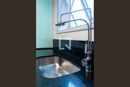 Apartamento para alugar com 130m², 2 quartos e 2 vagas Apartamento para alugar com 130m², 2 quartos e 2 vagasCozinha Detalhe