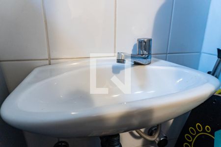 Apartamento para alugar com 130m², 2 quartos e 2 vagas Apartamento para alugar com 130m², 2 quartos e 2 vagasBanheiro de serviço Detalhe