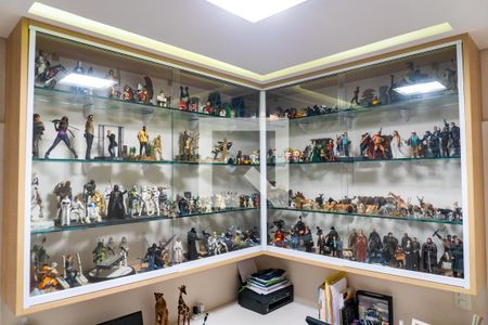 Apartamento para alugar com 130m², 2 quartos e 2 vagas Apartamento para alugar com 130m², 2 quartos e 2 vagasEscritório - Armário
