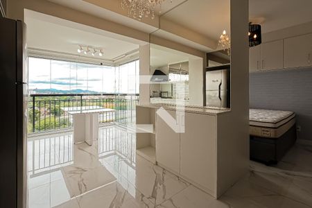 Sala/Cozinha de kitnet/studio para alugar com 1 quarto, 38m² em Jardim Flor da Montanha, Guarulhos