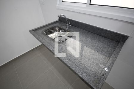 Sala/ Cozinha de apartamento para alugar com 1 quarto, 29m² em Ipiranga, São Paulo
