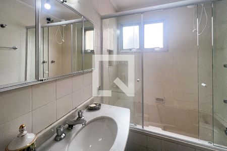 Apartamento à venda com 150m², 3 quartos e 2 vagasBanheiro da Suíte