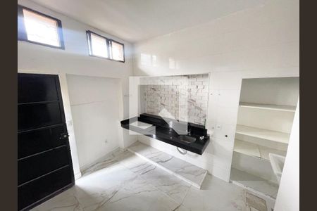 Casa para alugar com 70m², 1 quarto e sem vaga Casa para alugar com 70m², 1 quarto e sem vagaCozinha