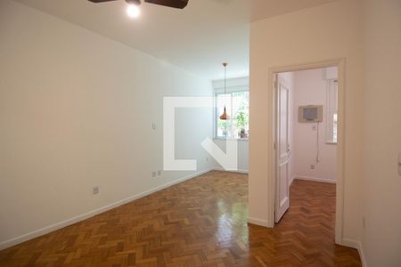Sala de apartamento à venda com 3 quartos, 90m² em Copacabana, Rio de Janeiro