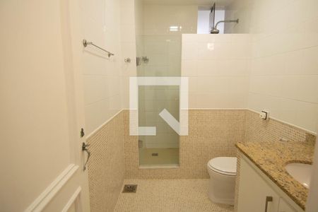 Apartamento à venda com 90m², 3 quartos e sem vaga Apartamento à venda com 90m², 3 quartos e sem vagaBanheiro
