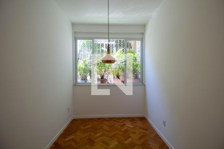 Sala de apartamento à venda com 3 quartos, 90m² em Copacabana, Rio de Janeiro