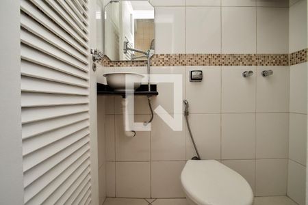 Apartamento para alugar com 51m², 1 quarto e 1 vaga Apartamento para alugar com 51m², 1 quarto e 1 vagaBanheiro de Serviço